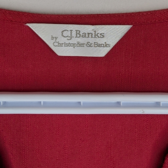 CJ Banks XL Red Button Down Sleeveless Detailed Neckline Vest Top Women's - Picture 4 of 8